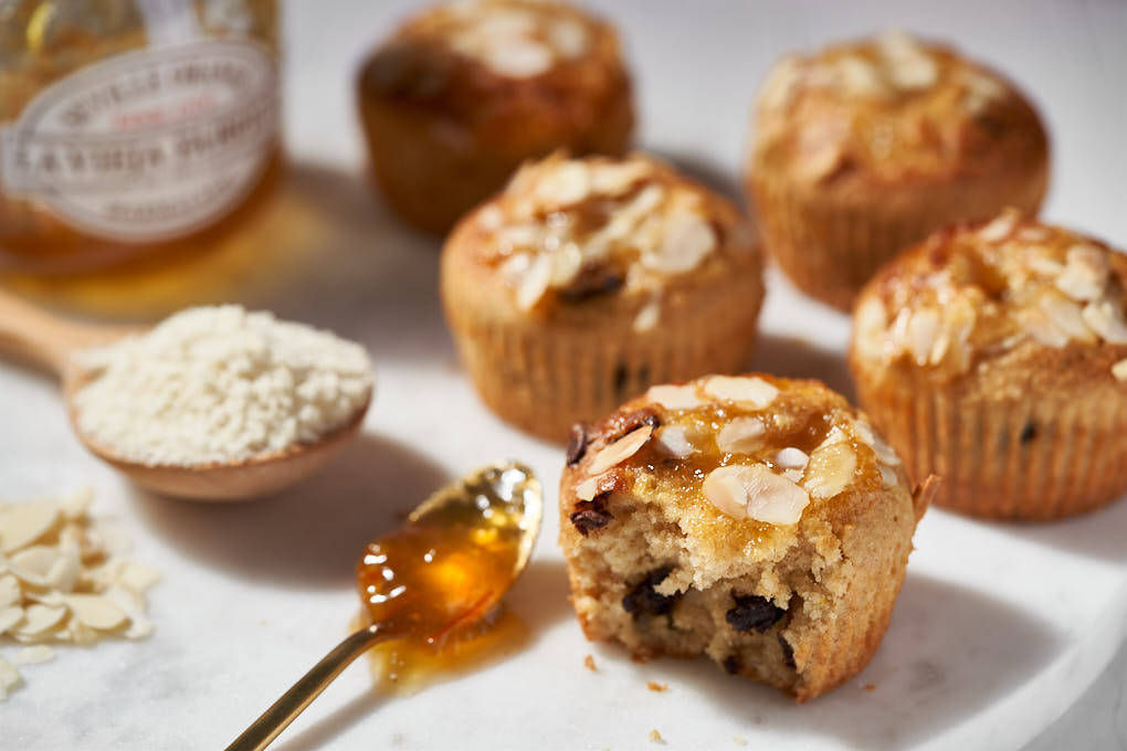Marmalade Almond Chocolate Chip Muffins recipe | HotCooking