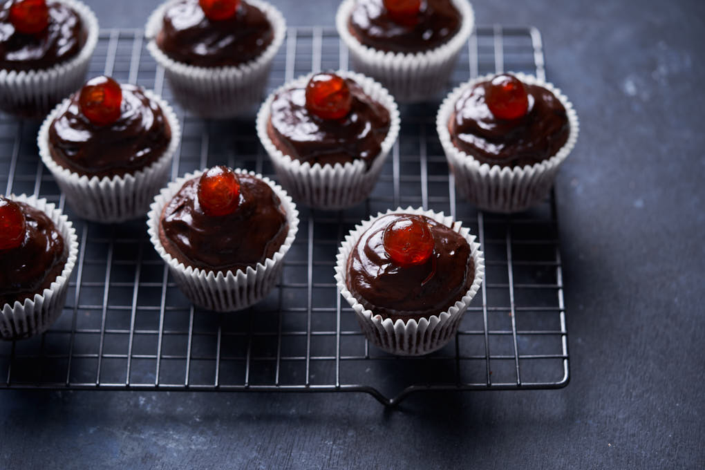 Nigella's Chocolate Cherry Cupcakes recipe | HotCooking