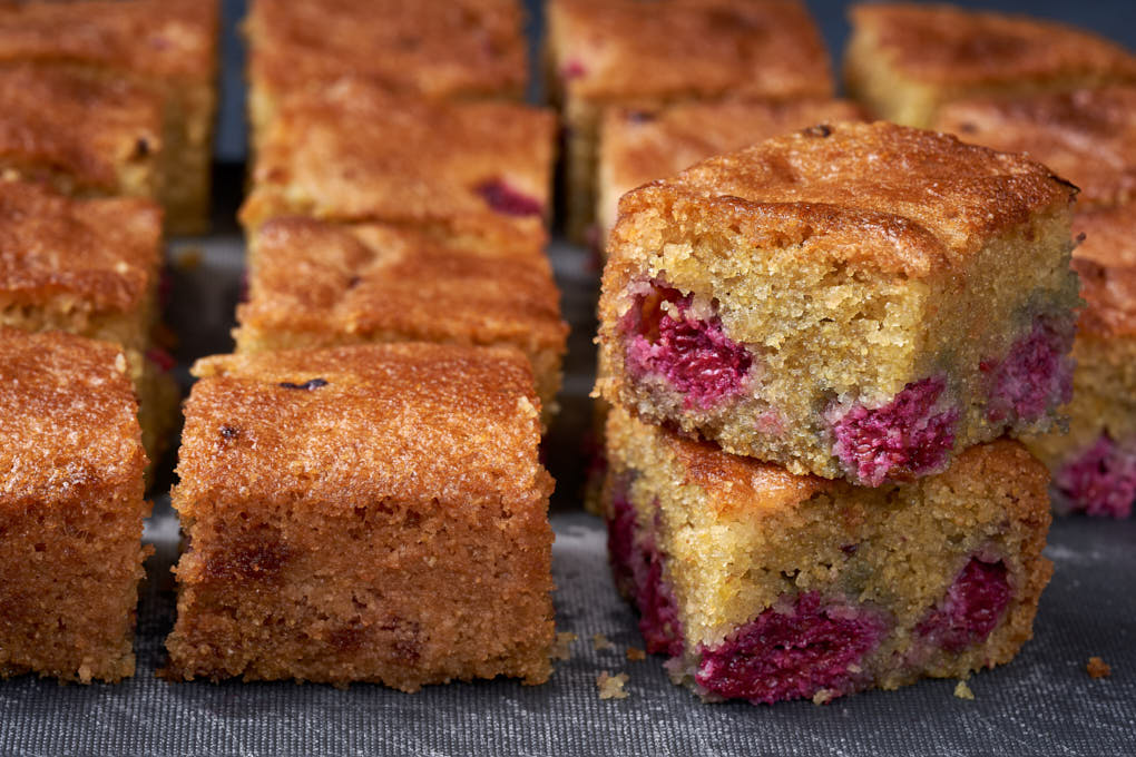 Nigella's Warm Raspberry and Lemon Polenta Cake recipe HotCooking