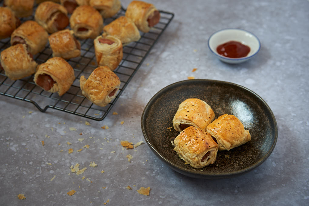 Nigella's Pigs in Blankets recipe HotCooking