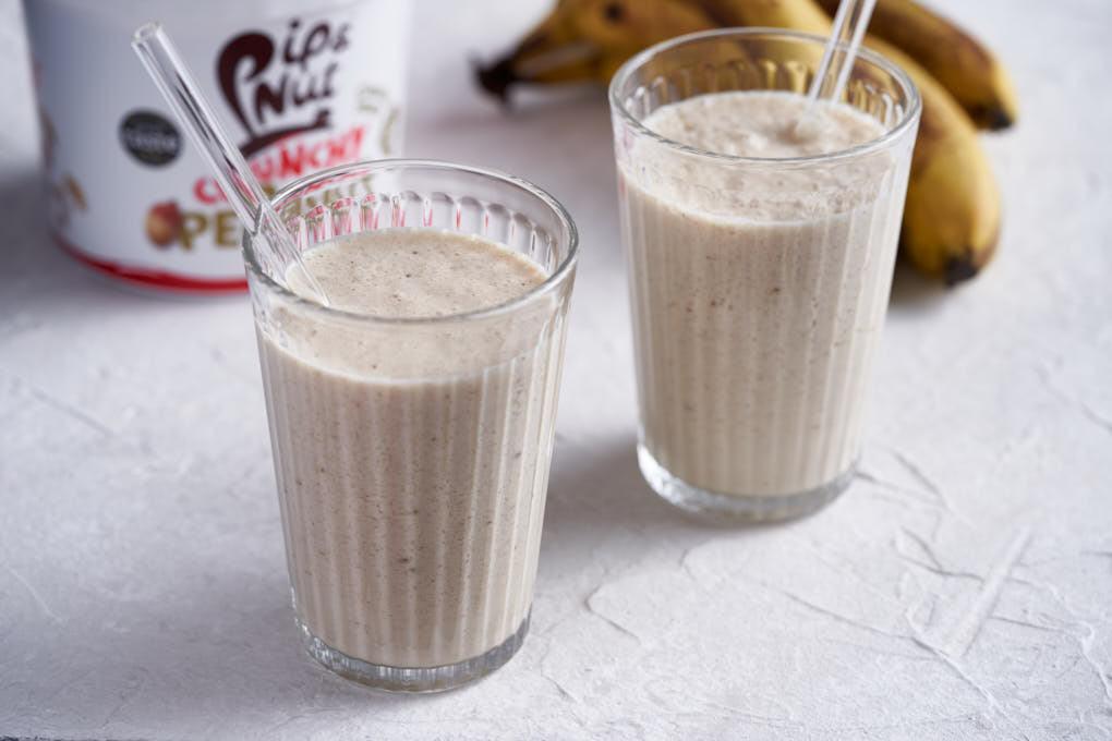 Peanut Butter Banana Kefir Smoothie recipe HotCooking