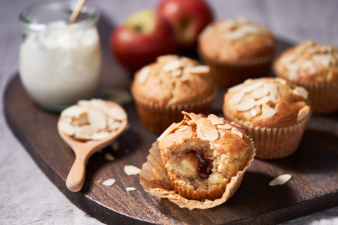 Wholemeal apple yoghurt muffins filled with jam