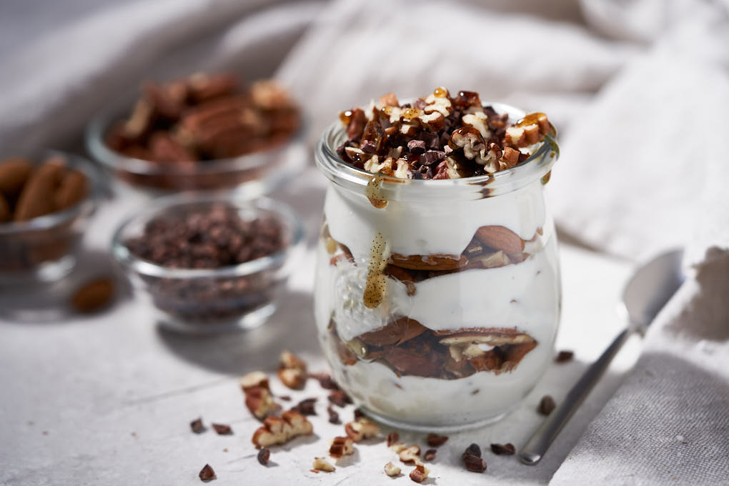 Yoghurt with Dates, Pecans and Cacao Nibs recipe | HotCooking