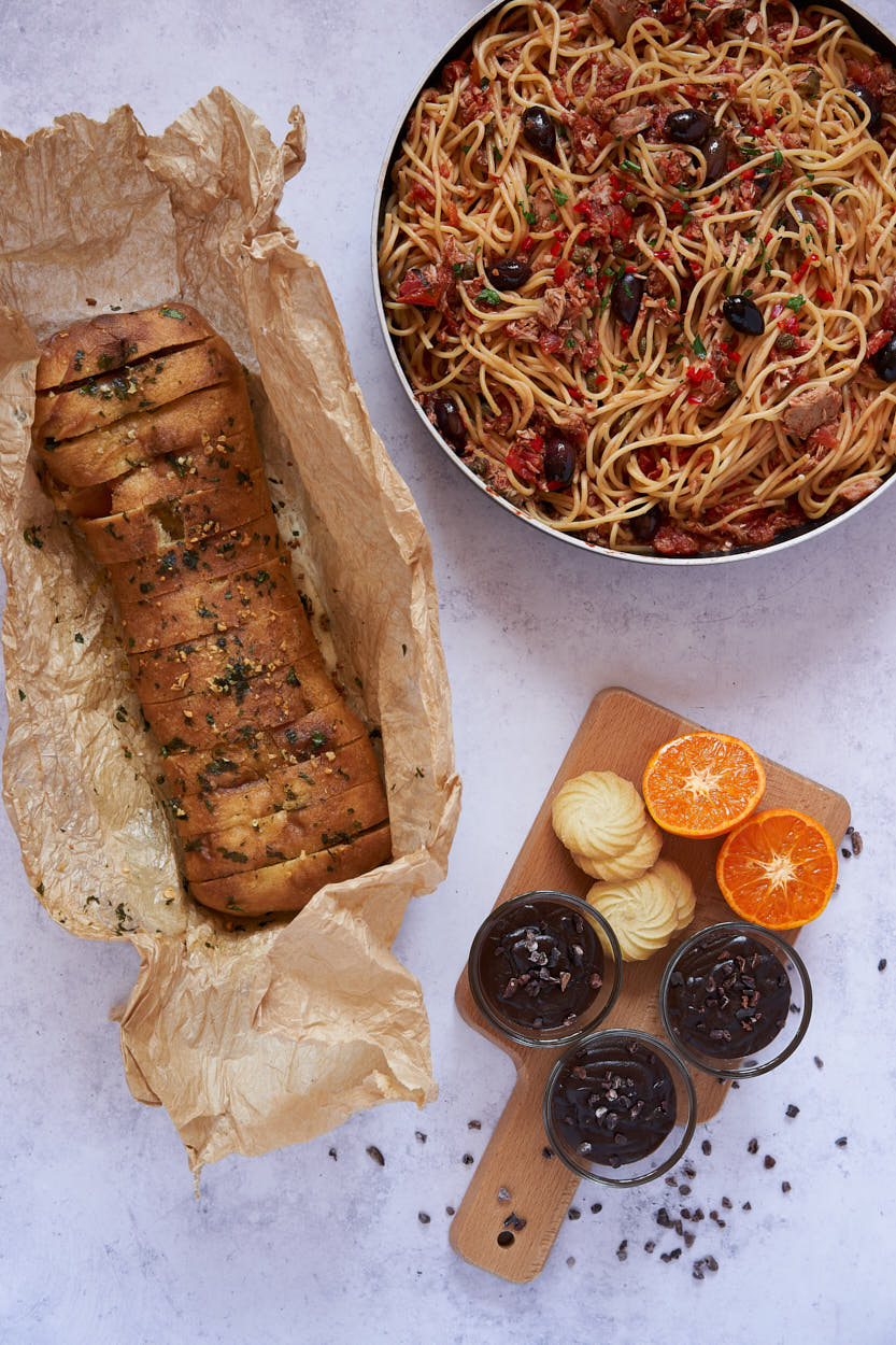 Jamie Oliver's 30 Minute Meals Spaghetti Alla Puttanesca recipe