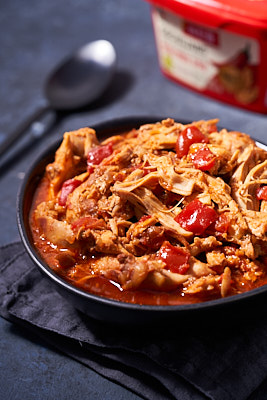 Slow cooked gochujang chicken