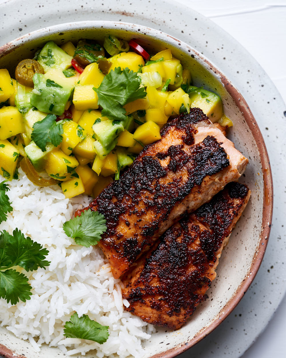 Pinch Of Yum s BBQ Salmon Bowl With Mango Avocado Salsa HotCooking
