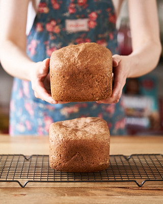 Panasonic bread maker rye and wholemeal bread plus rye and stout
